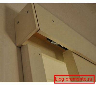 Instalación de una caja decorativa.