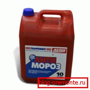 Aditivo antihielo para hormigón.