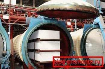 Autoclave con lote de bloques. Autoclave con lote de bloques.