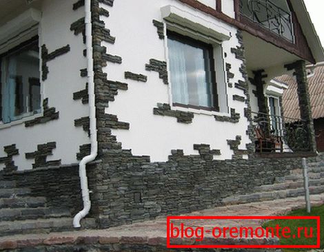 Blanco con piedra oscura