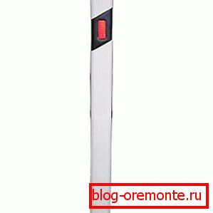 Poste de señal de hormigón. Poste de señal de hormigón.
