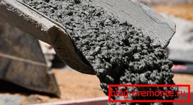 Sin concreto (en la foto) es difícil imaginar al menos un sitio de construcción Sin concreto (en la foto) es difícil imaginar al menos un sitio de construcción
