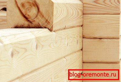 Es mejor usar una barra para la casa con ranuras, y es más fácil apilarla y la construcción será más confiable Es mejor usar una barra para la casa con ranuras, y es más fácil apilarla y la construcción será más confiable