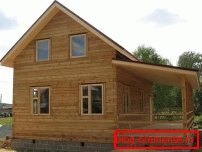 Casa en forma de barra. Casa en forma de barra.