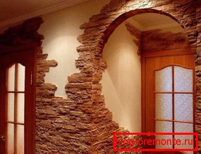 Arcos de puertas, decoración en piedra. Arcos de puertas, decoración en piedra.