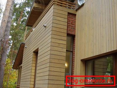 Madera falsa: material económico, práctico y fácil de instalar.