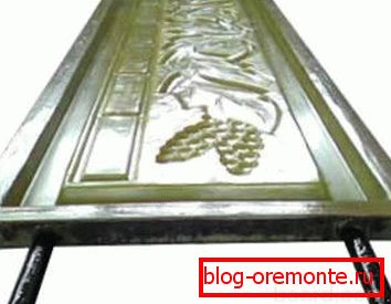 Forma para fundir secciones de la valla. Forma para fundir secciones de la valla.