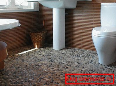 Piso de baño de gravilla
