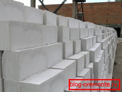Los productos de hormigón de yeso se producen con mayor frecuencia en forma de bloques. Los productos de hormigón de yeso se producen con mayor frecuencia en forma de bloques.