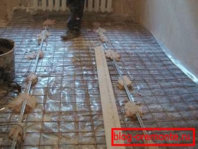 Fabricación de balizas utilizando guías metálicas y yeso de aterrizaje. Fabricación de balizas utilizando guías metálicas y yeso de aterrizaje.
