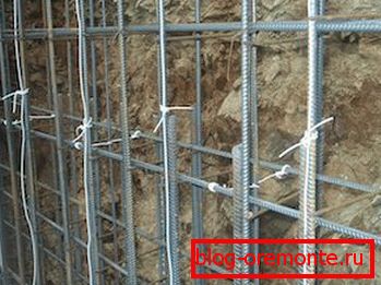 La calidad y la caja de refuerzo correcta (en la foto) es otro indicador que afecta directamente la resistencia de un producto concreto. La calidad y la caja de refuerzo correcta (en la foto) es otro indicador que afecta directamente la resistencia de un producto concreto.