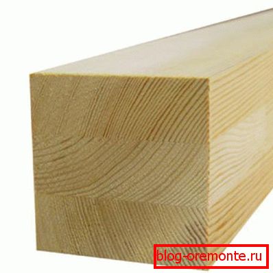 Madera laminada encolada, dimensiones 150 a 150 mm. Madera laminada encolada, dimensiones 150 a 150 mm.