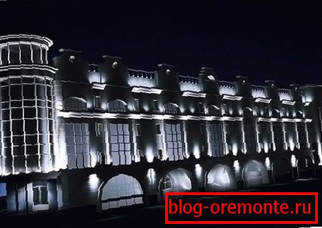 Iluminación local del edificio.