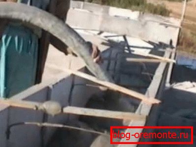 Construcción monolítica utilizando hormigón de espuma. Construcción monolítica utilizando hormigón de espuma.