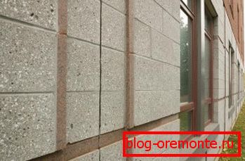 En esta foto puedes ver cómo se puede enchapar la fachada del edificio con baldosas. En esta foto puedes ver cómo se puede enchapar la fachada del edificio con baldosas.