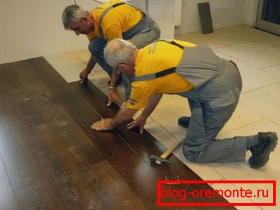 En madera contrachapada