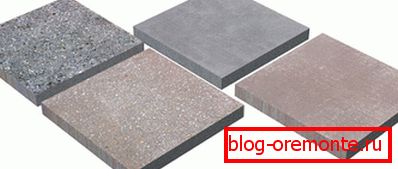 En la foto - varios tipos de losas de concreto para enfrentar el piso. En la foto - varios tipos de losas de concreto para enfrentar el piso.