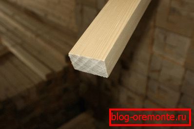 En la foto - madera seca y cepillada, ideal para trabajos visibles. En la foto - madera seca y cepillada, ideal para trabajos visibles.