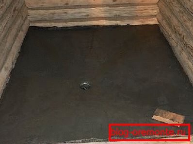 La foto es un ejemplo de un piso con una pendiente hacia el desagüe. La foto es un ejemplo de un piso con una pendiente hacia el desagüe.