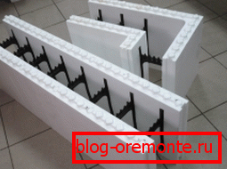 Bloques de espuma para verter hormigón de diferentes variaciones. Bloques de espuma para verter hormigón de diferentes variaciones.