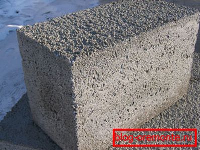 Los materiales porosos de suficiente densidad pueden actuar como estructuras de soporte. Los materiales porosos de suficiente densidad pueden actuar como estructuras de soporte.