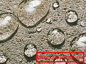Hormigón resistente al agua hecho con vidrio líquido. Hormigón resistente al agua hecho con vidrio líquido.