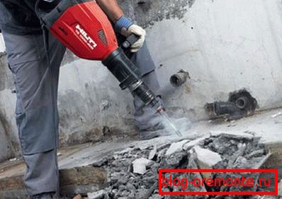 Equipamiento profesional para el desmontaje de hormigón. Equipamiento profesional para el desmontaje de hormigón.