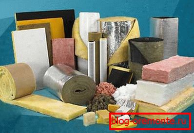 Diferentes tipos de materiales que pueden usarse para proteger contra el frío. Diferentes tipos de materiales que pueden usarse para proteger contra el frío.
