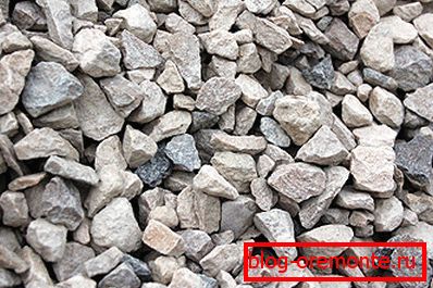 Cortar el concreto reforzado con círculos de diamante es necesario precisamente debido a estos elementos duros. Cortar el concreto reforzado con círculos de diamante es necesario precisamente debido a estos elementos duros.
