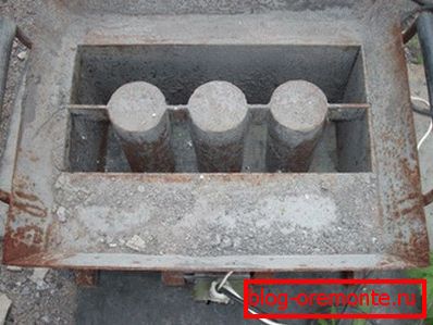 Formas especiales le permiten hacer bloques directamente en el sitio de construcción Formas especiales le permiten hacer bloques directamente en el sitio de construcción