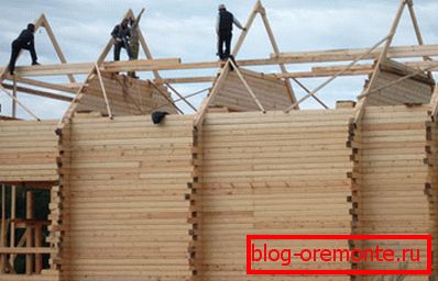 Construcción de la casa desde un bar. Construcción de la casa desde un bar.