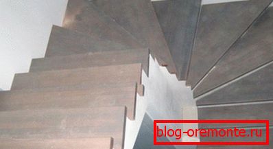 Los escalones de madera para escaleras de hormigón parecen elegantes y sólidos, a pesar del precio asequible. Los escalones de madera para escaleras de hormigón parecen elegantes y sólidos, a pesar del precio asequible.