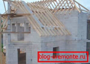 Opción de producción de techo ligero para este tipo de casa. Opción de producción de techo ligero para este tipo de casa.