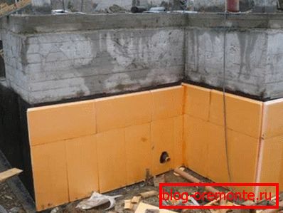 Variante de aislamiento del sótano junto con la cimentación. Variante de aislamiento del sótano junto con la cimentación.
