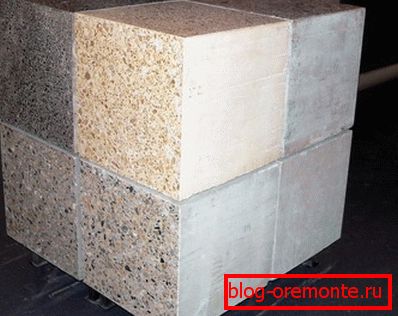 El peso del cubo de hormigón M400 es de 2430 kilogramos. El peso del cubo de hormigón M400 es de 2430 kilogramos.
