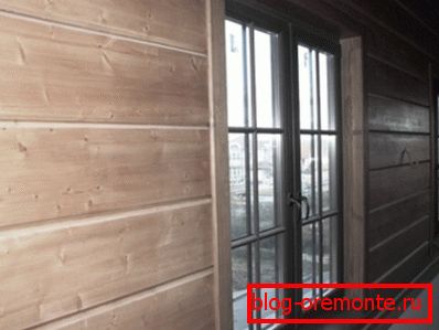 La decoración interior de la pared imitación madera transforma la casa por completo. La decoración interior de la pared imitación madera transforma la casa por completo.