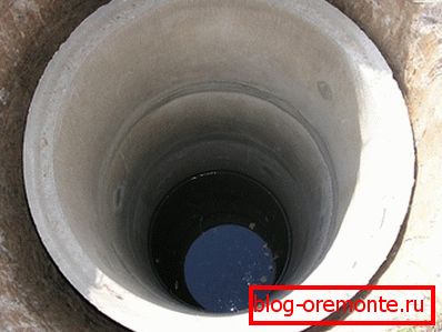 El agua está contenida de manera segura en el El agua está contenida de manera segura en el