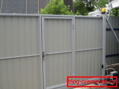 Cómo hacer una puerta en la puerta: consejos para el
