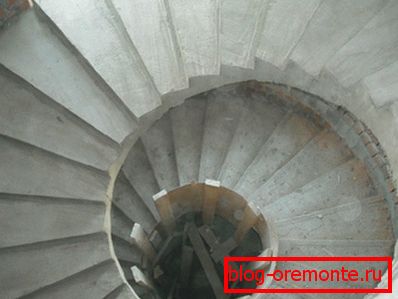 Escalera de inundaciones