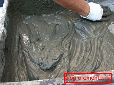 Mezclar bien hasta que la masa se vuelva homogénea y similar en textura a la crema agria. Mezclar bien hasta que la masa se vuelva homogénea y similar en textura a la crema agria.